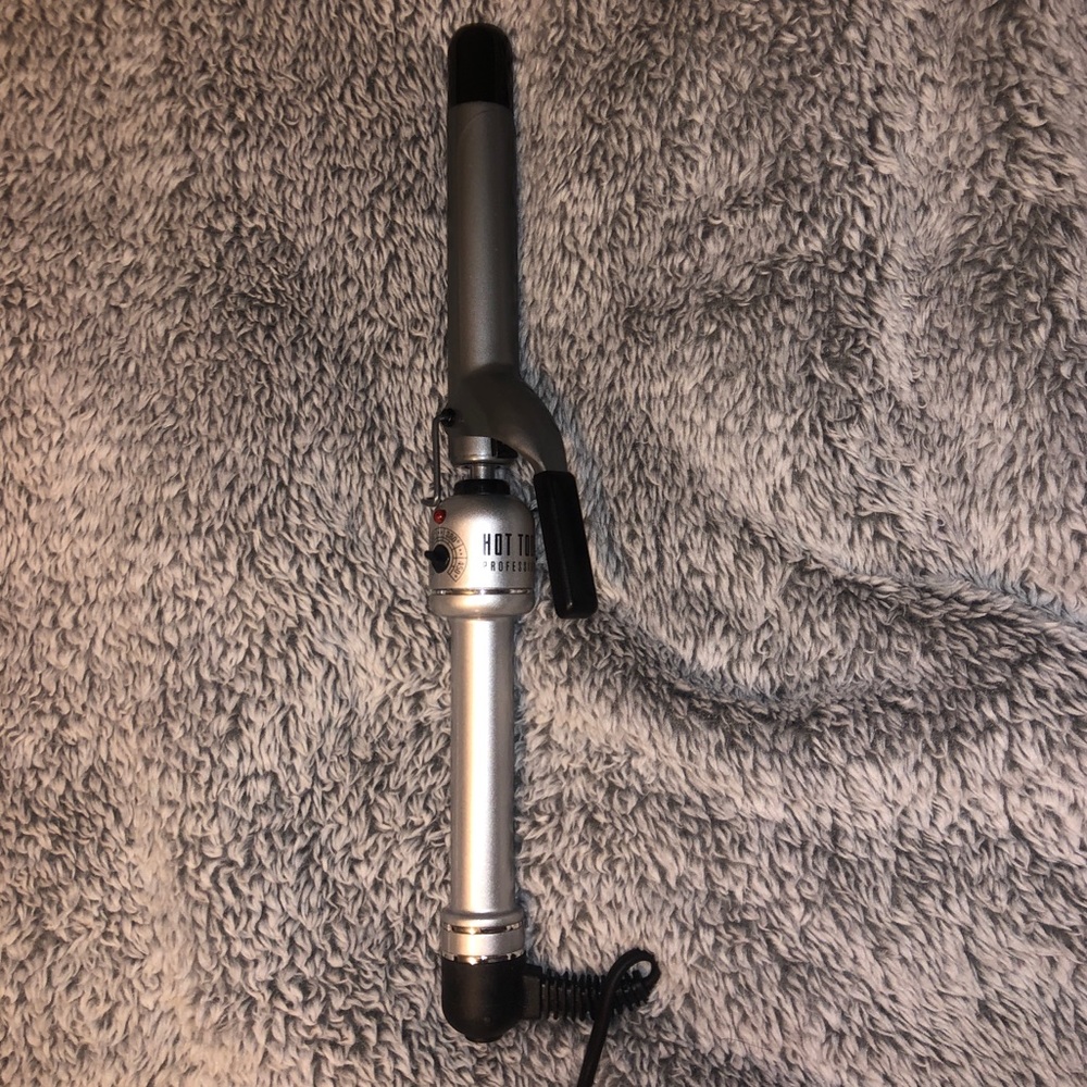 Hot Tools Curling Iron